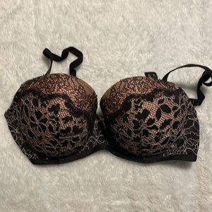 Victoria secrets black and nude lace bra 32DDD